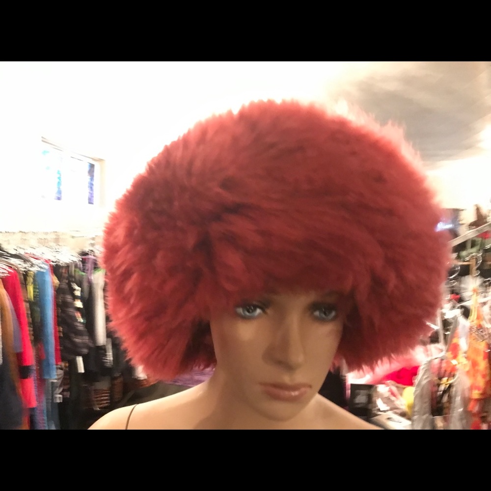 Shearling Hat - Picture 2 of 7